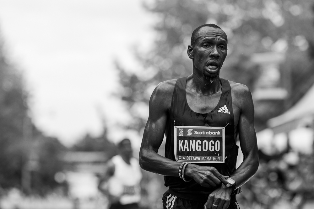 OTTAWA (24 mai 2015) - Philip Kangogo termine le marathon deuxième chez les hommes avec un temps de 2:09:56.