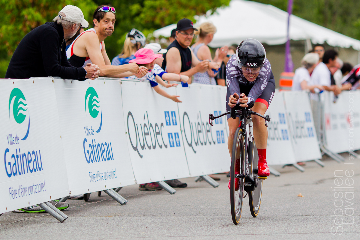 GATINEAU (5 juin 2015) - Grand prix cycliste de Gatineau, la Canadienne Karol-Ann Canuel s'emparant de la deuxième plase du contre la montre (Chrono UCI) avec un temps de 0:15:44.